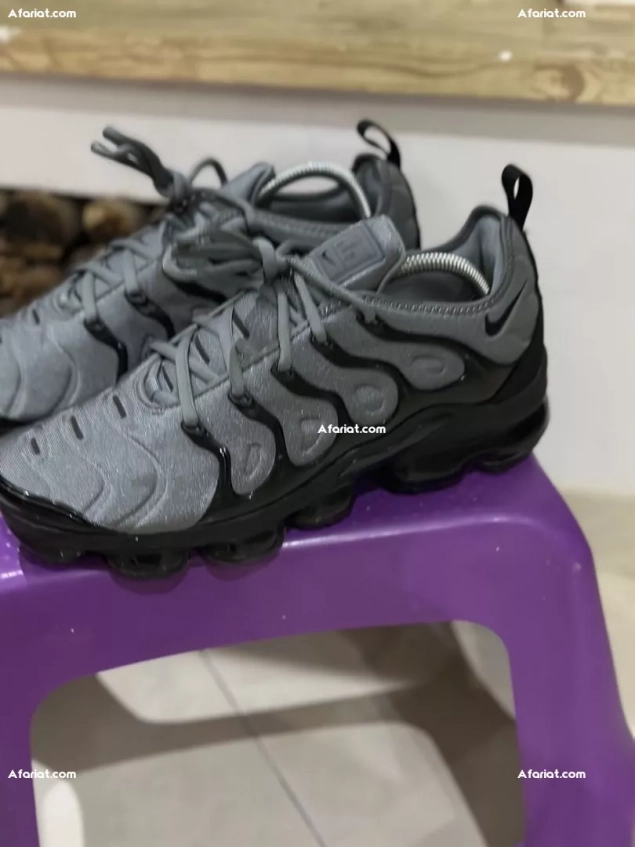 NIKE VAPORMAX TOP