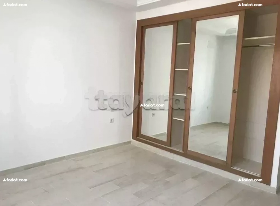Location appartement luxueux S+3 au Menzah 9