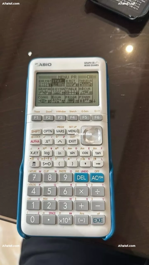 calculatrice graphique Casio très bonne etat