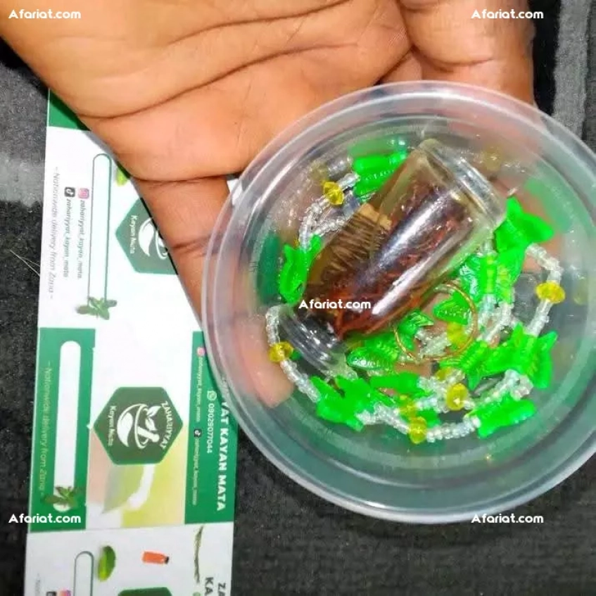 PERLES MAGIQUES POUR SÉDUIRE SON HOMME 24/24 .