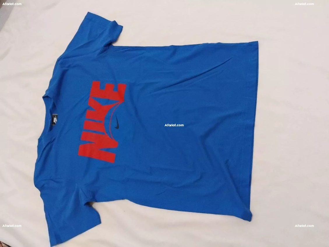 À vendre pull nike