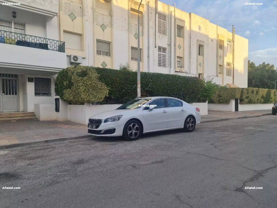 Voiture Peugeot 508