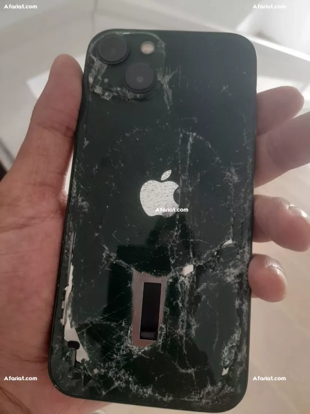 iPhone 13 vert